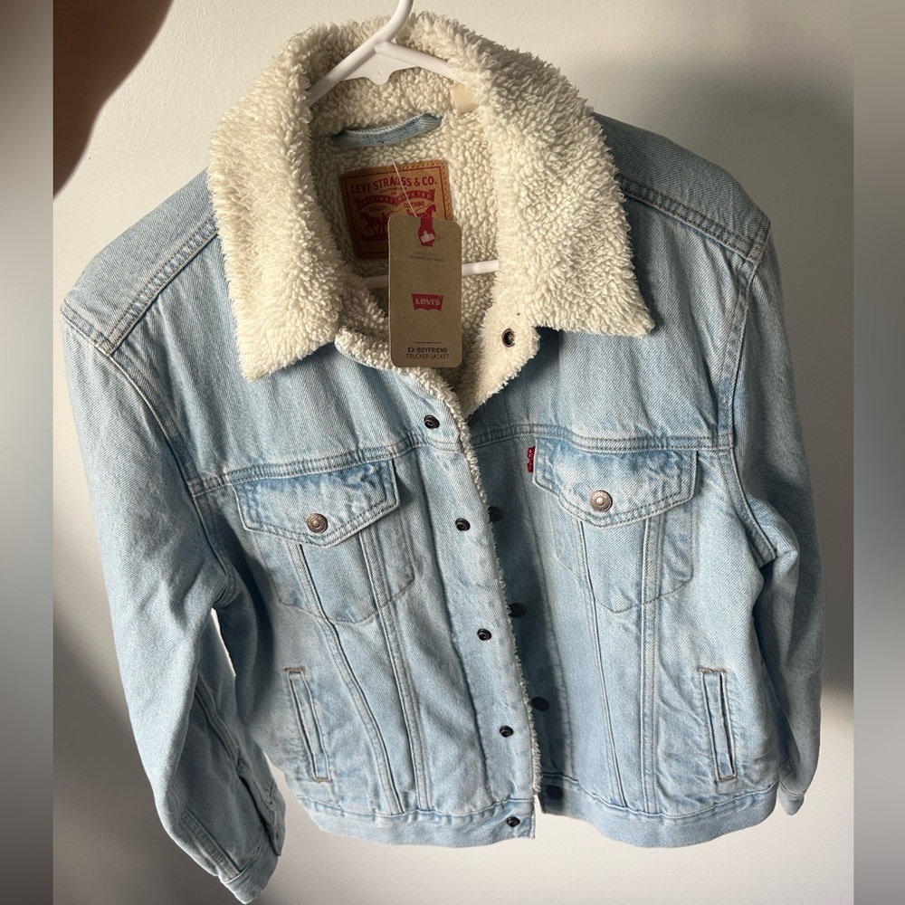 Levi denim ex boyfriend trucker jacket